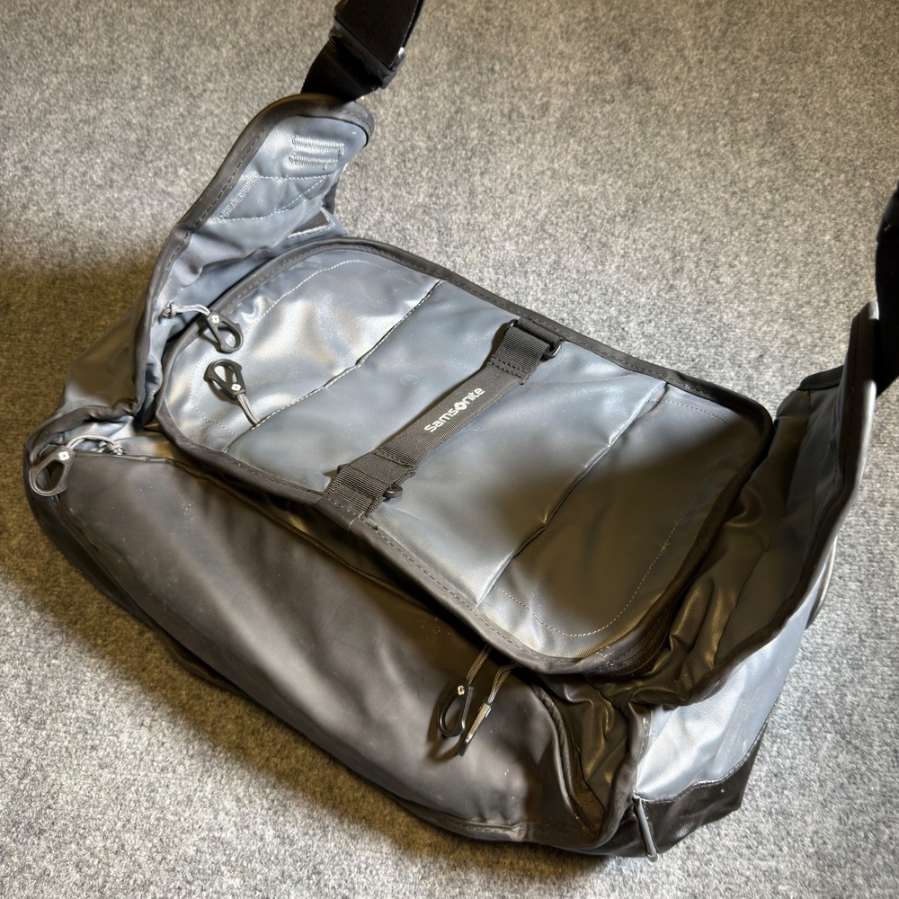 Samsonite Paradiver Duffel Bag Gray Waterproof Lightweight Large